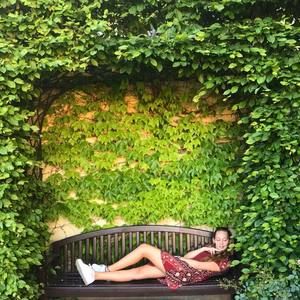 Meet your Posher, Elena